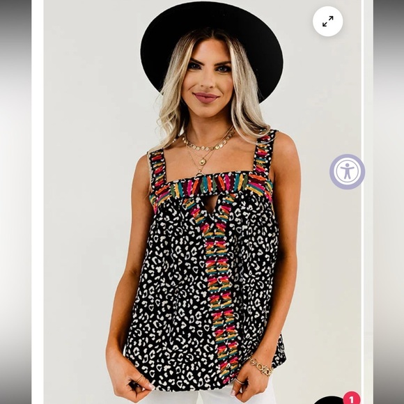 THML embroidered “The Perfect Timing” shift top size small - Picture 2 of 10